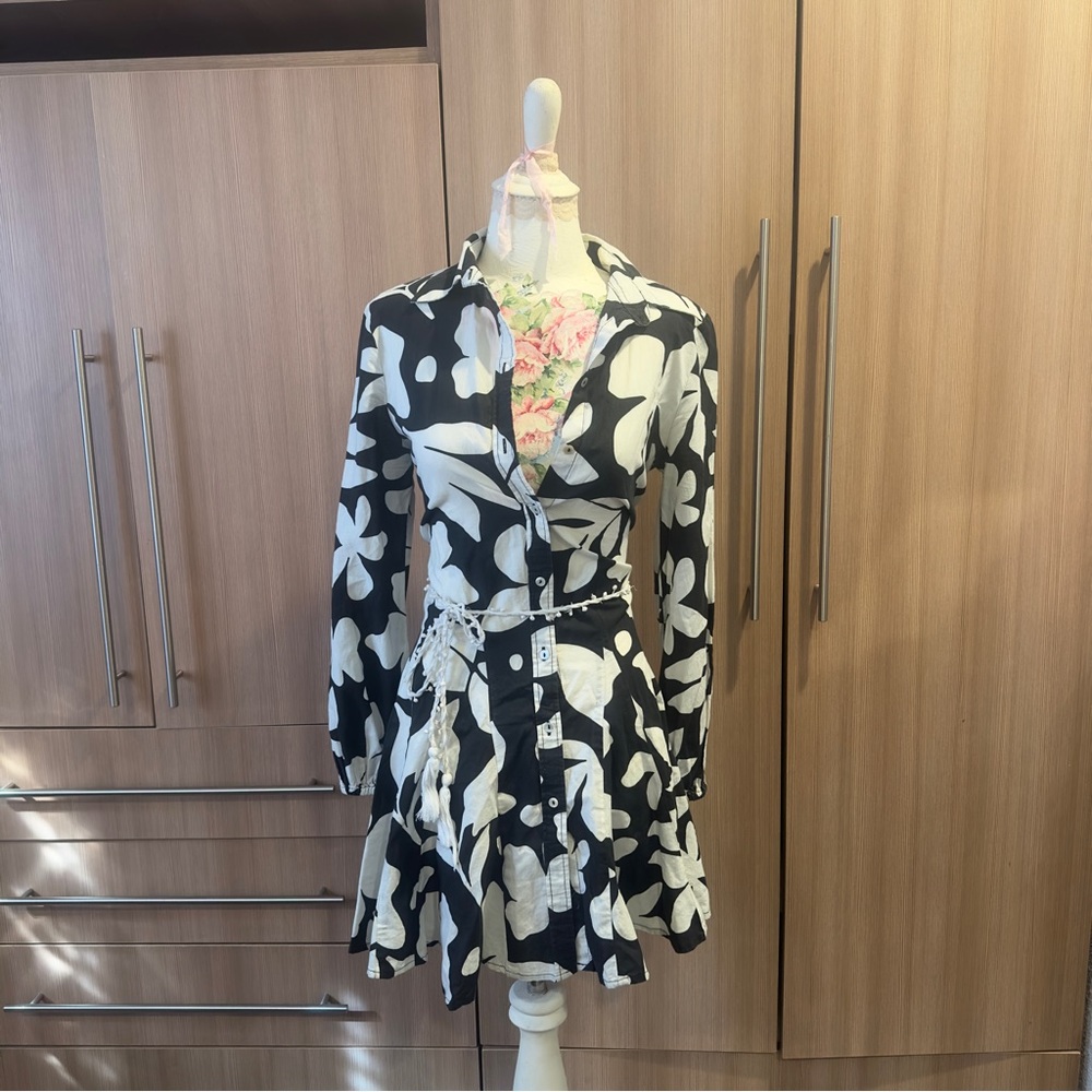 Stradivarius Black and White Floral Long Sleeve Dress